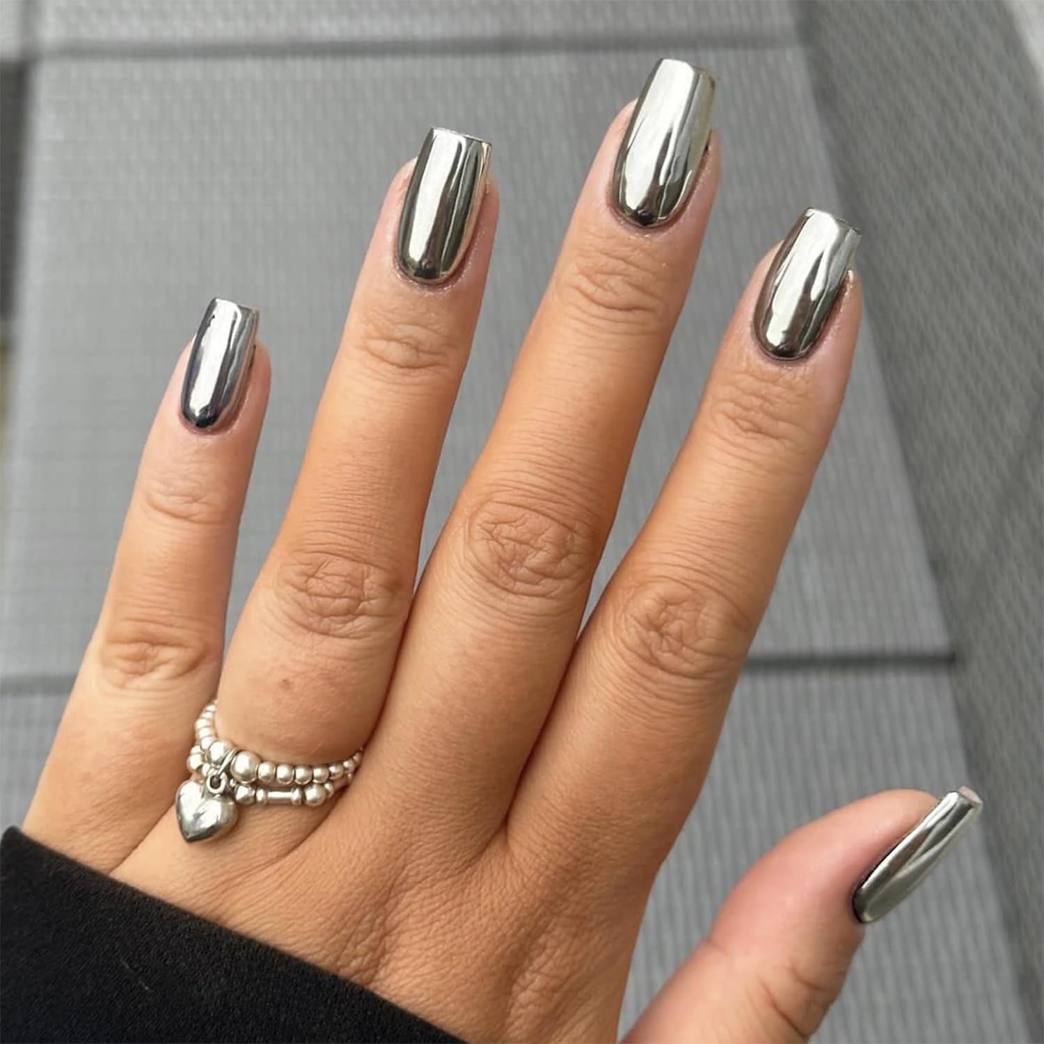 Square Press on Nails Medium Fake Nails Gold French Tip Glue on Nails Squoval Nude Acrylic False Nails with Design Press Ons Glossy 24Pcs